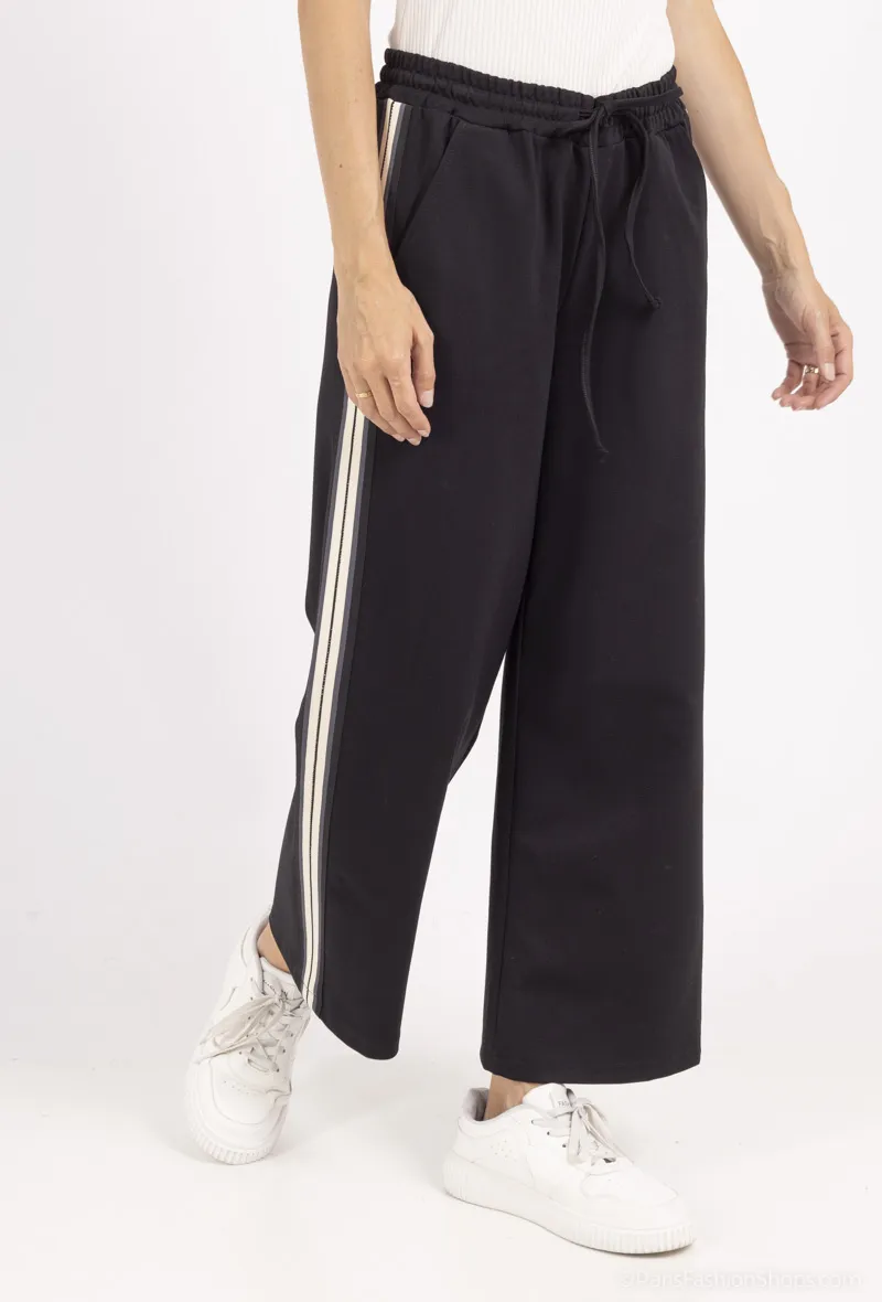 ELASTISCHE HOSE MIT SEITLICHEN BÄNDERN