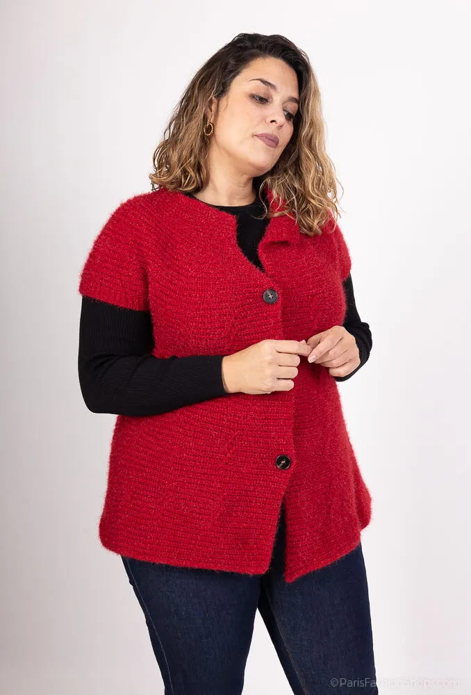 Flauschiger Cardigan mit kurzen Ärmeln und Knöpfen