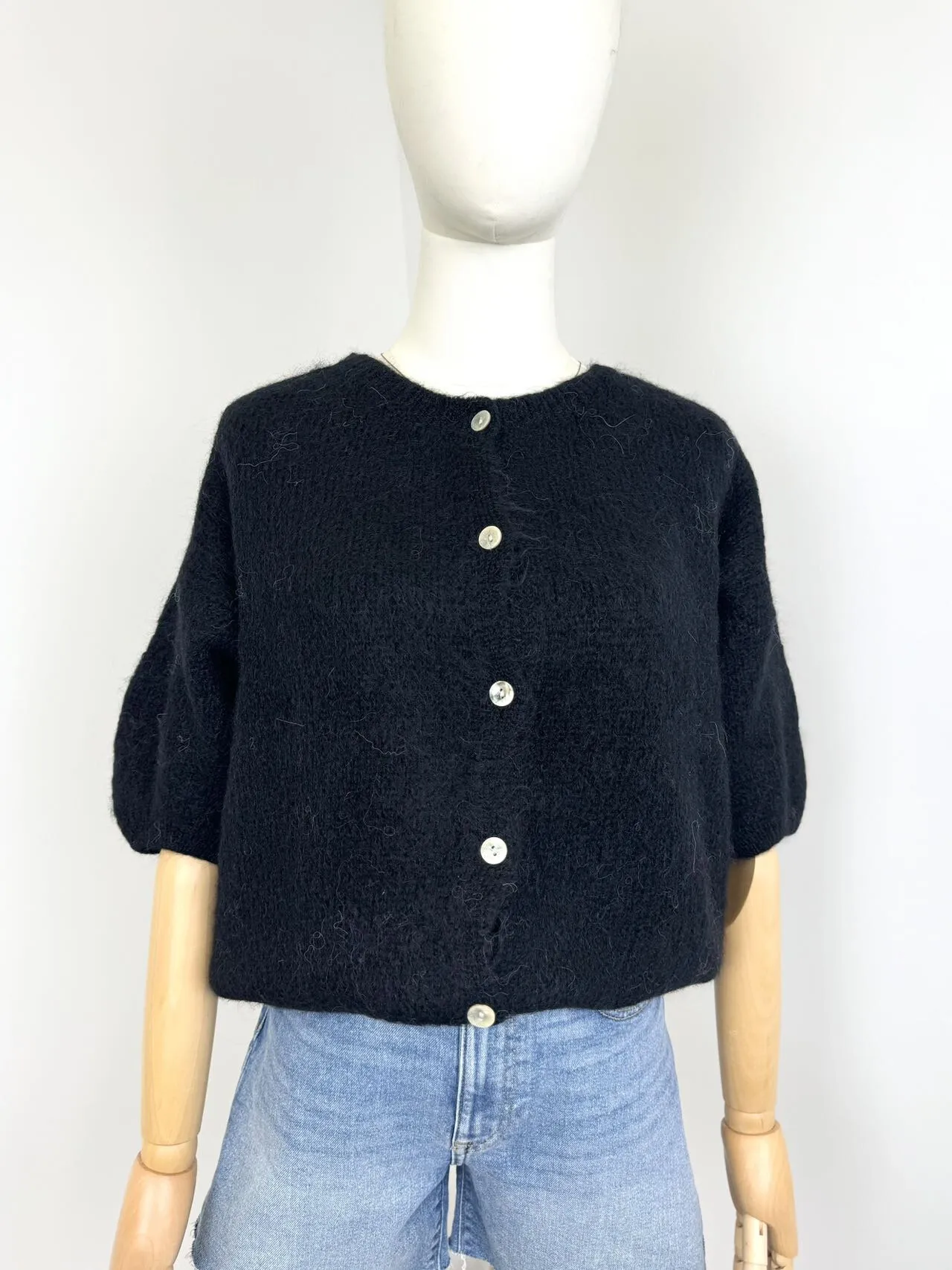 Kurzärmliger Cardigan aus 52 % Babyalpaka