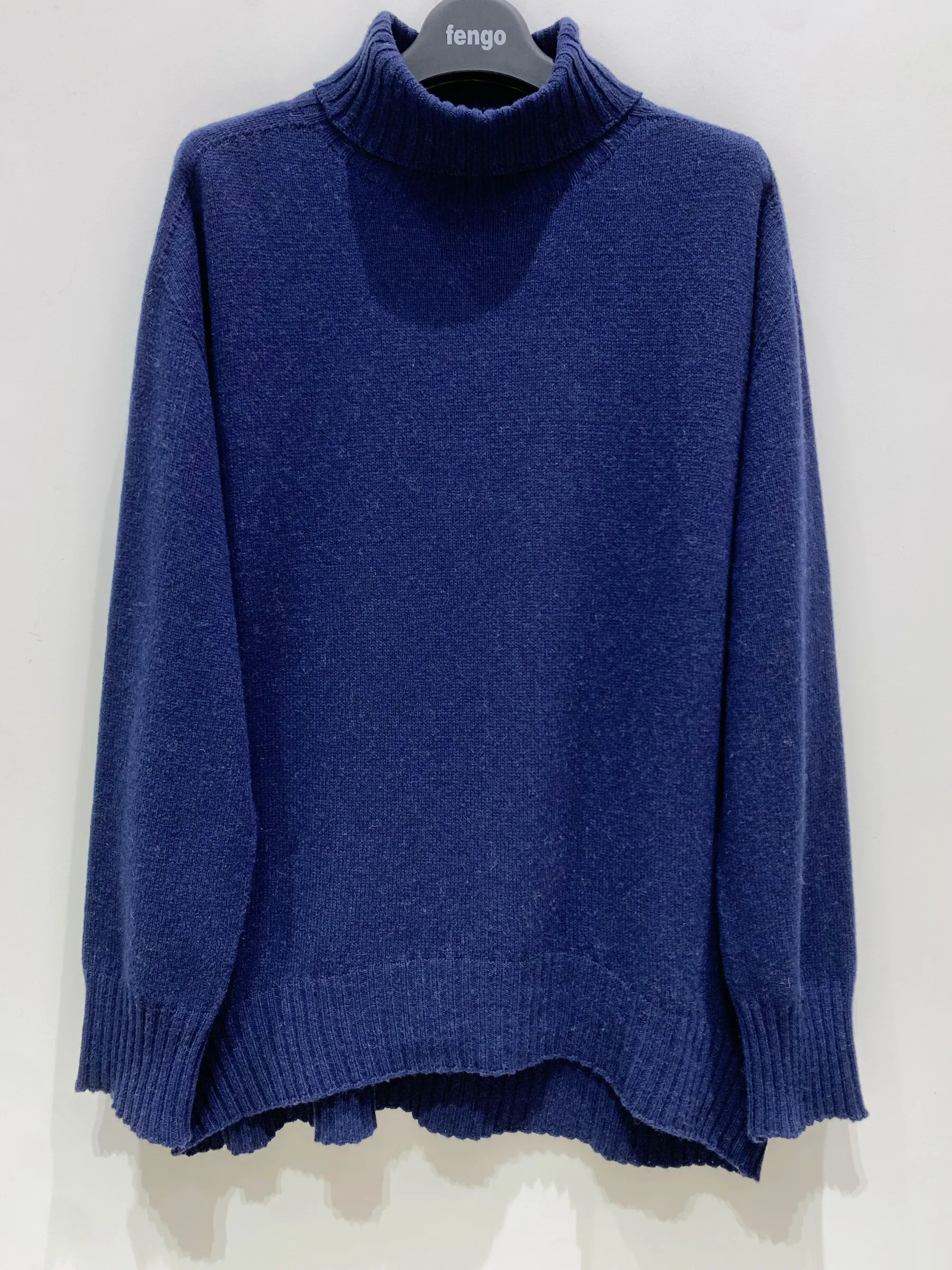 Pullover mit zweifarbigem Rand aus Woll-Kaschmir-Mischung